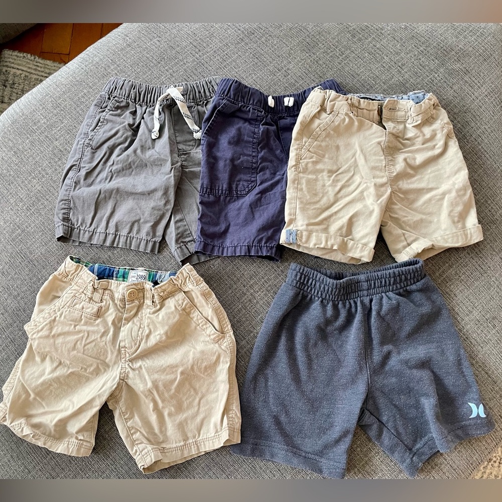 5 pairs of 3T boys shorts